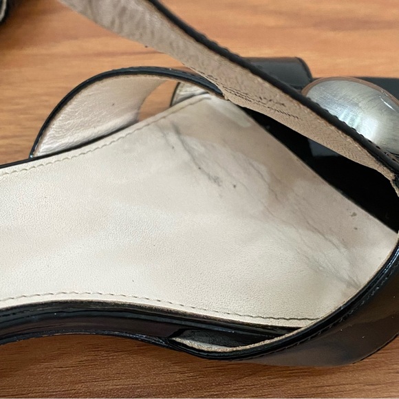 COACH Hellena Black Soft Patent Leather T-strap Kitten Heels Sandals Size 7.5B - Picture 14 of 16